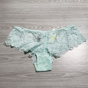 3 for $18 🎉 Light aqua cheeky panties